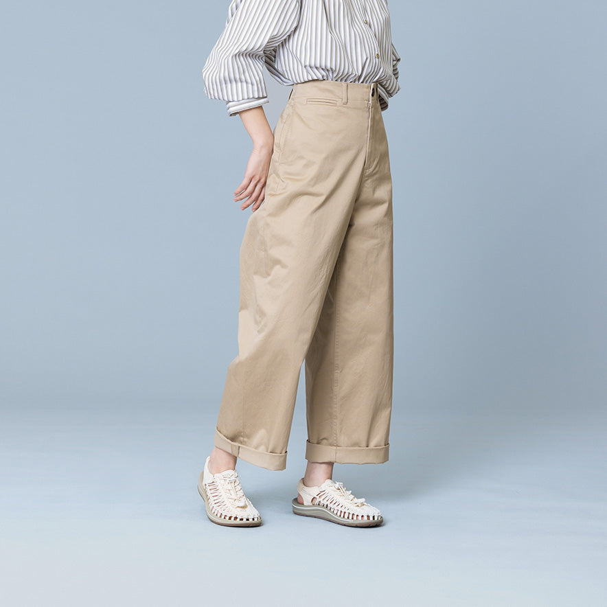 Women's UNEEK Sneaker | Lily Pad/Peach Fuzz - Image 8